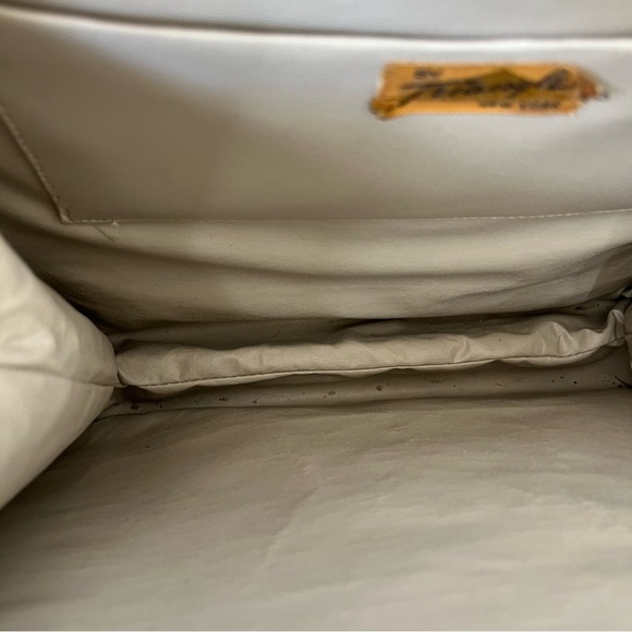 Vintage Triangle Black Cameo Handbag Pocketbook 60’s - Picture 6 of 9